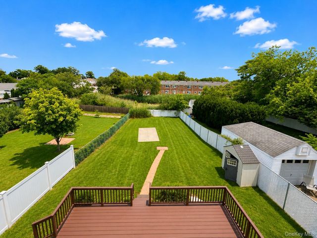 199 Terrell Avenue, Oceanside, NY 11572