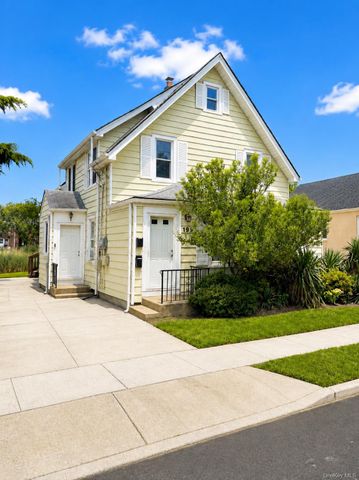 199 Terrell Avenue, Oceanside, NY 11572
