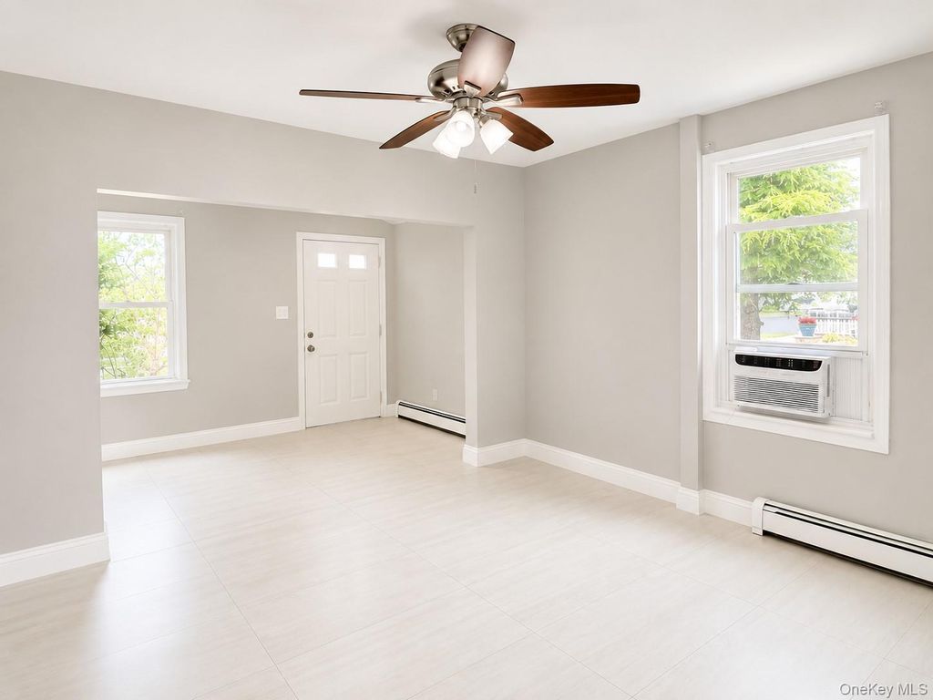 199 Terrell Avenue, Oceanside, NY 11572 — photo 3