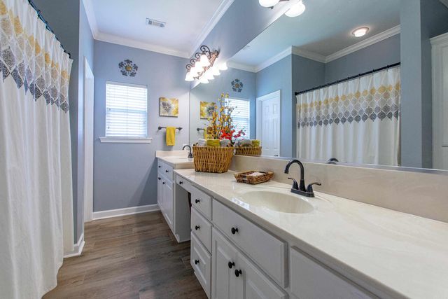 824 Sedgefield Drive, Bryant, AR 72022