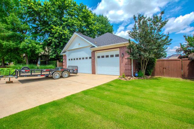 824 Sedgefield Drive, Bryant, AR 72022