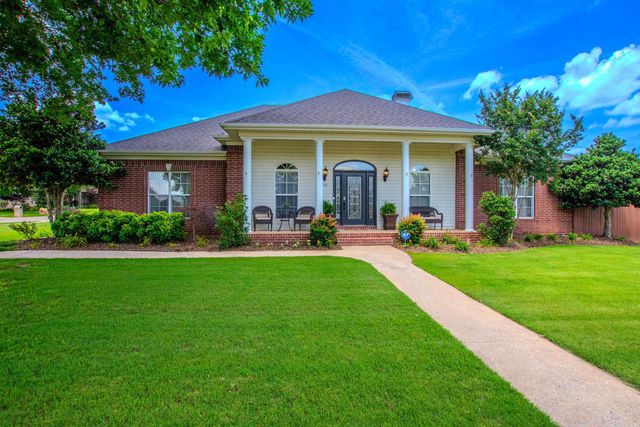 824 Sedgefield Drive, Bryant, AR 72022