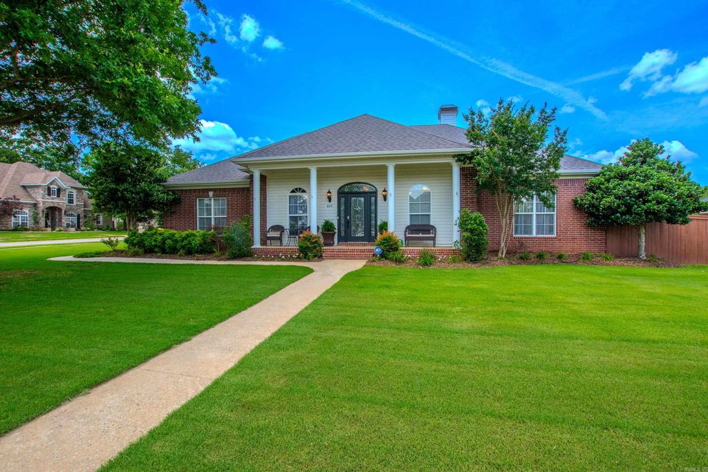 824 Sedgefield Drive, Bryant, AR 72022