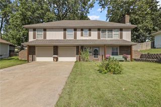 15506 E 43rd Terrace S, Independence, MO 64055