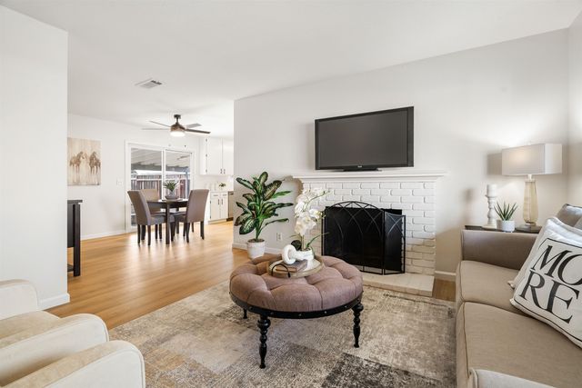 6914 Mansfield Ave, Dublin, CA 94568