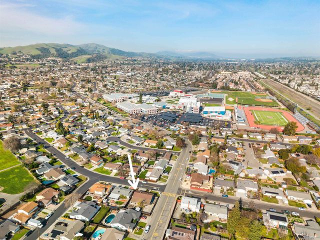 6914 Mansfield Ave, Dublin, CA 94568