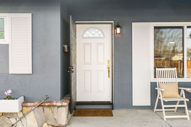 6914 Mansfield Ave, Dublin, CA 94568