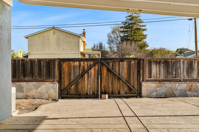 6914 Mansfield Ave, Dublin, CA 94568