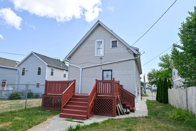 1949 N 25th STREET, Milwaukee, WI 53205