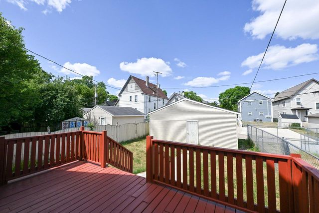 1949 N 25th STREET, Milwaukee, WI 53205