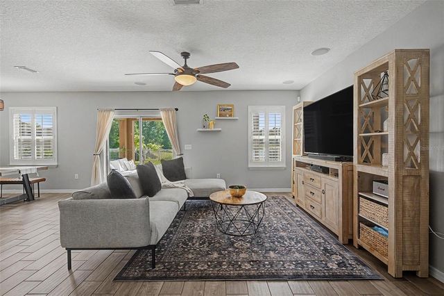1763 OAK HAMMOCK COURT, Lutz, FL 33558