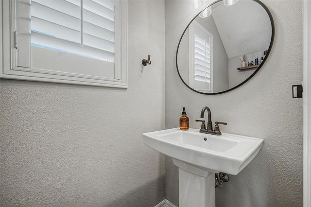 1763 OAK HAMMOCK COURT, Lutz, FL 33558