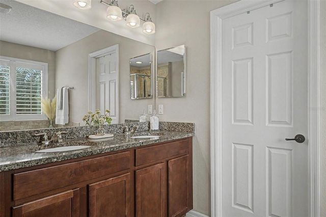 1763 OAK HAMMOCK COURT, Lutz, FL 33558