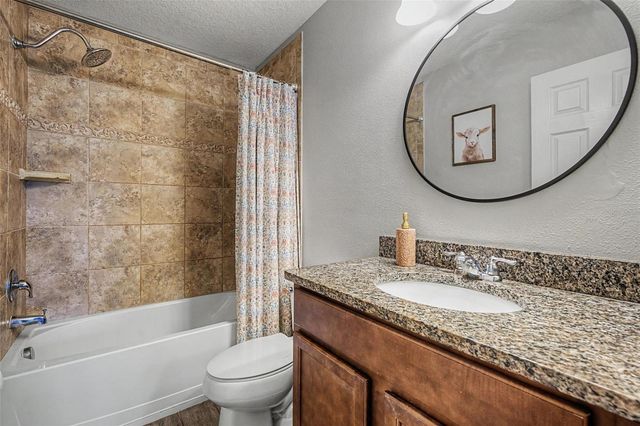 1763 OAK HAMMOCK COURT, Lutz, FL 33558