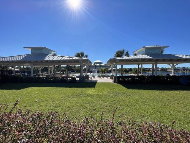 1763 OAK HAMMOCK COURT, Lutz, FL 33558