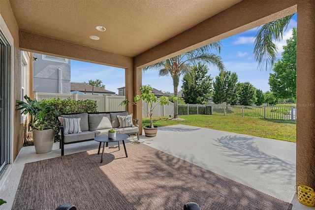 1763 OAK HAMMOCK COURT, Lutz, FL 33558