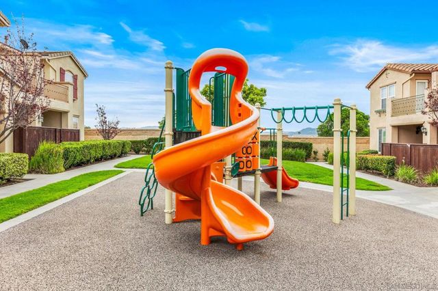 41885 Davenport Way C, Murrieta, CA 92562