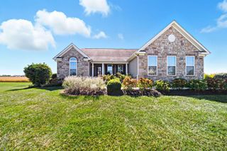 113 Covington Lane, Pataskala, OH 43062