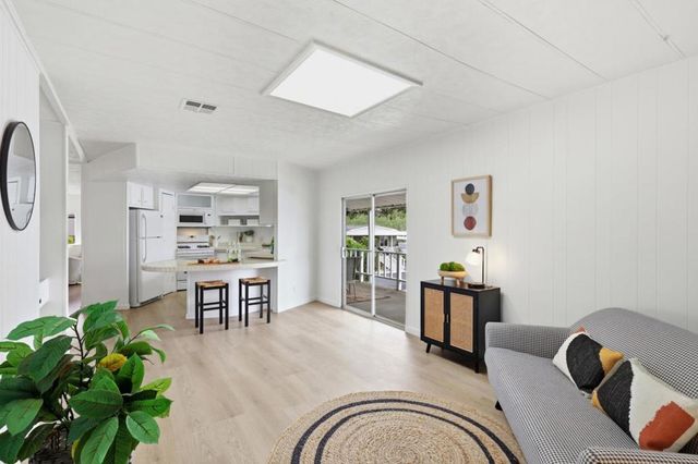 2435 Felt Street, Santa Cruz, CA 95062