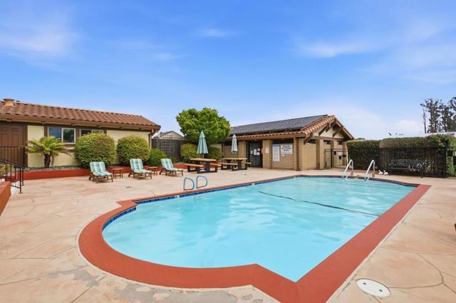 2435 Felt Street, Santa Cruz, CA 95062