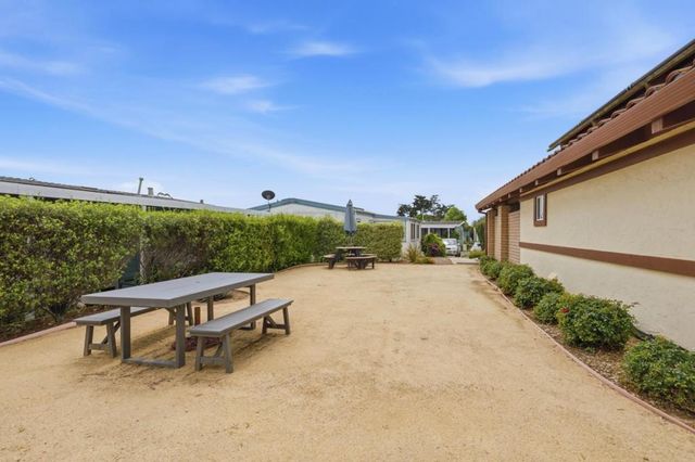 2435 Felt Street, Santa Cruz, CA 95062