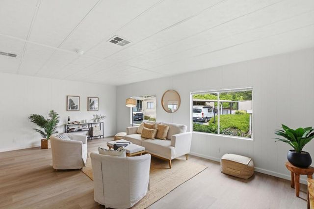 2435 Felt Street, Santa Cruz, CA 95062