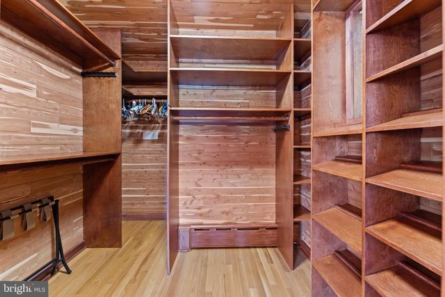 4230 46TH ST NW, Washington, DC 20016