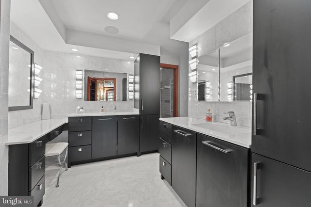 4230 46TH ST NW, Washington, DC 20016