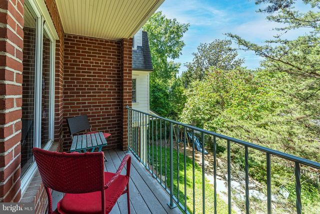 4230 46TH ST NW, Washington, DC 20016