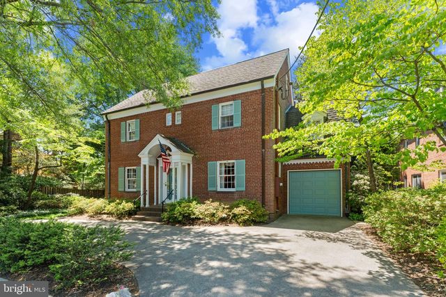 4230 46TH ST NW, Washington, DC 20016