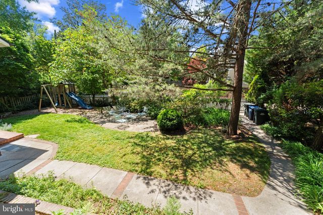 4230 46TH ST NW, Washington, DC 20016