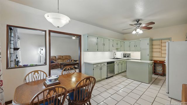 198 Skyforest, New Braunfels, TX 78130