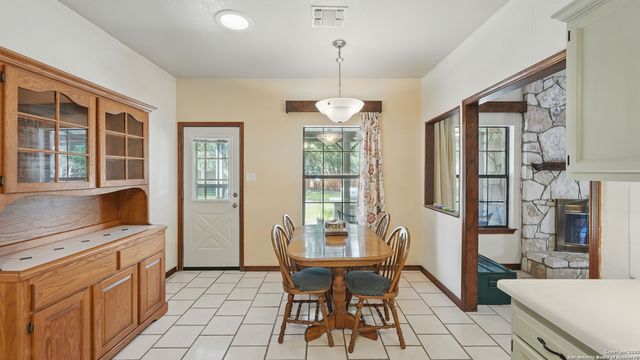 198 Skyforest, New Braunfels, TX 78130