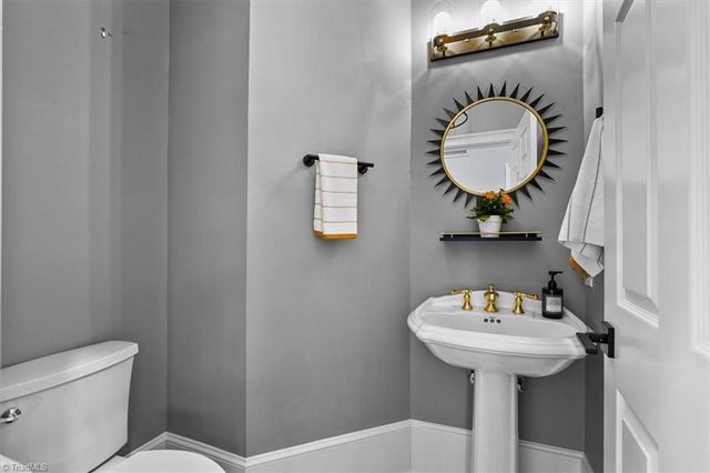 4324 Doverstone Lane, Greensboro, NC 27407