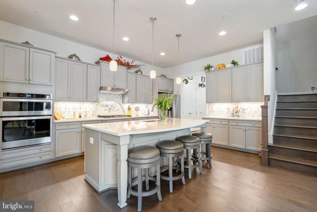 1536 YELLOW SAND LN, Odenton, MD 21113