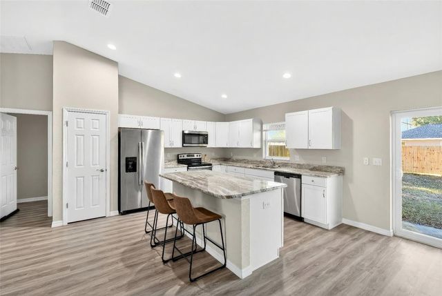 10142 SW 137TH COURT, Dunnellon, FL 34432