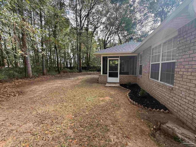 5700 Charmonte Way, Pace, FL 32571