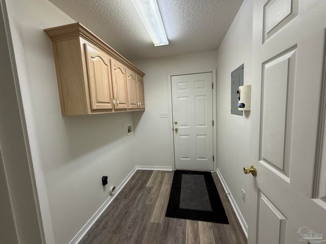 5700 Charmonte Way, Pace, FL 32571