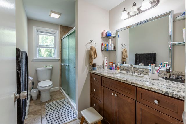 16 Hilltop Road, Windsor, CT 06095