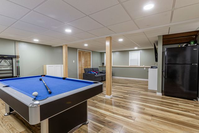 16 Hilltop Road, Windsor, CT 06095