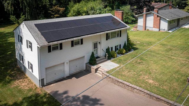 16 Hilltop Road, Windsor, CT 06095