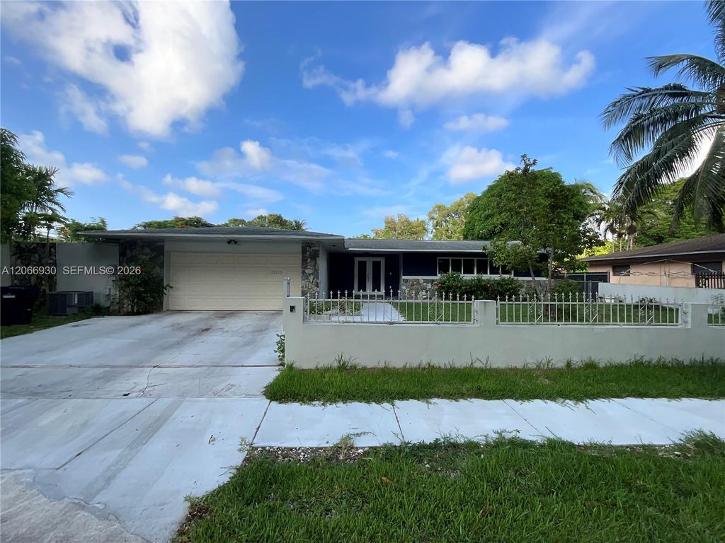 12325 NE 2nd Court, North Miami, FL 33161
