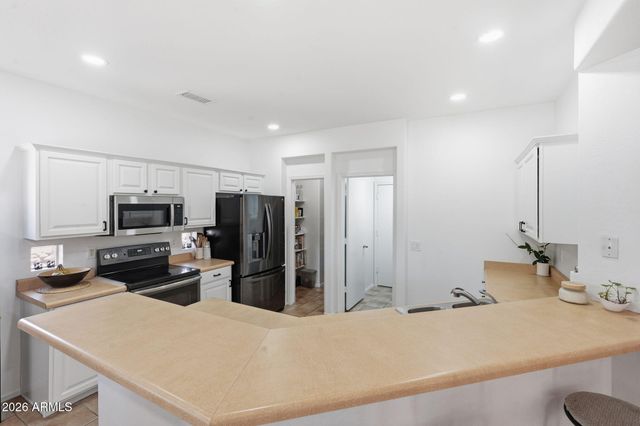 10107 E KILAREA Avenue, Mesa, AZ 85209