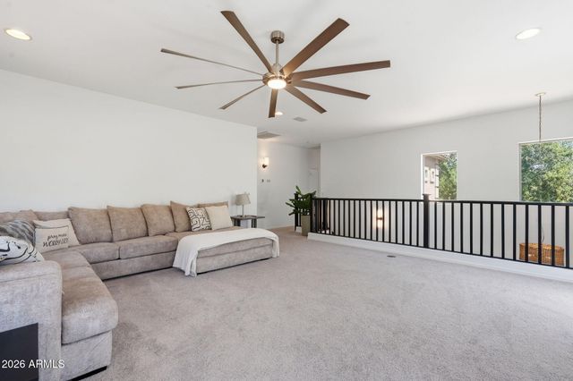 10107 E KILAREA Avenue, Mesa, AZ 85209