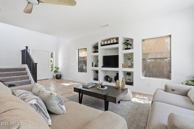 10107 E KILAREA Avenue, Mesa, AZ 85209