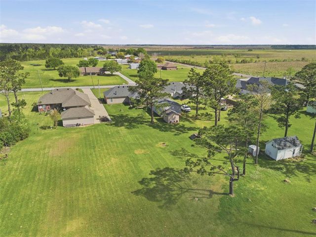 5781 Amoco Road, Iowa, LA 70647