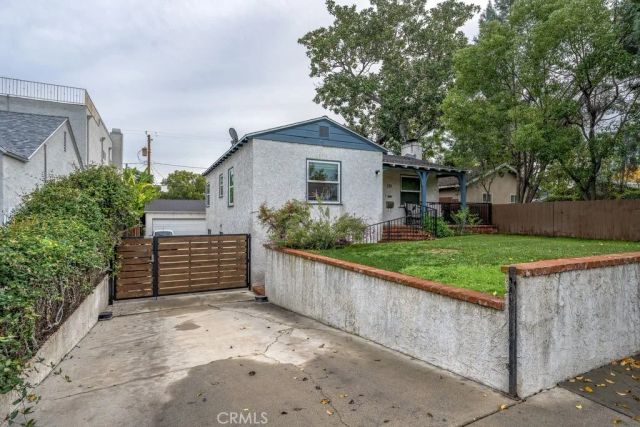 210 N Naomi, Burbank, CA 91505