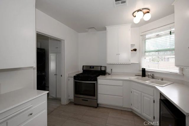 210 N Naomi, Burbank, CA 91505