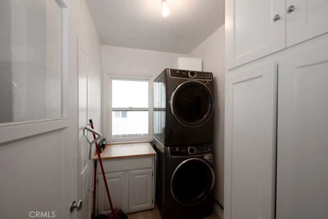 210 N Naomi, Burbank, CA 91505