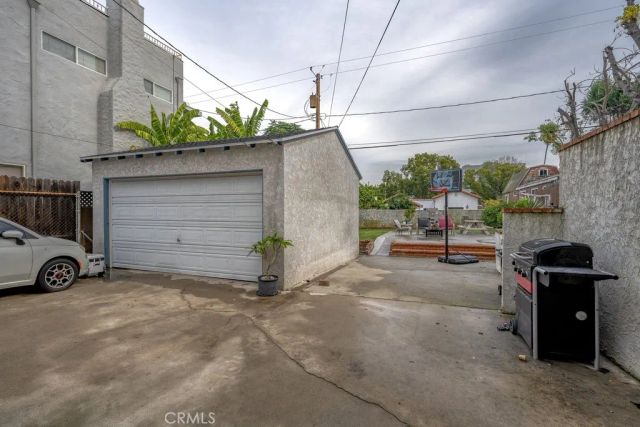 210 N Naomi, Burbank, CA 91505